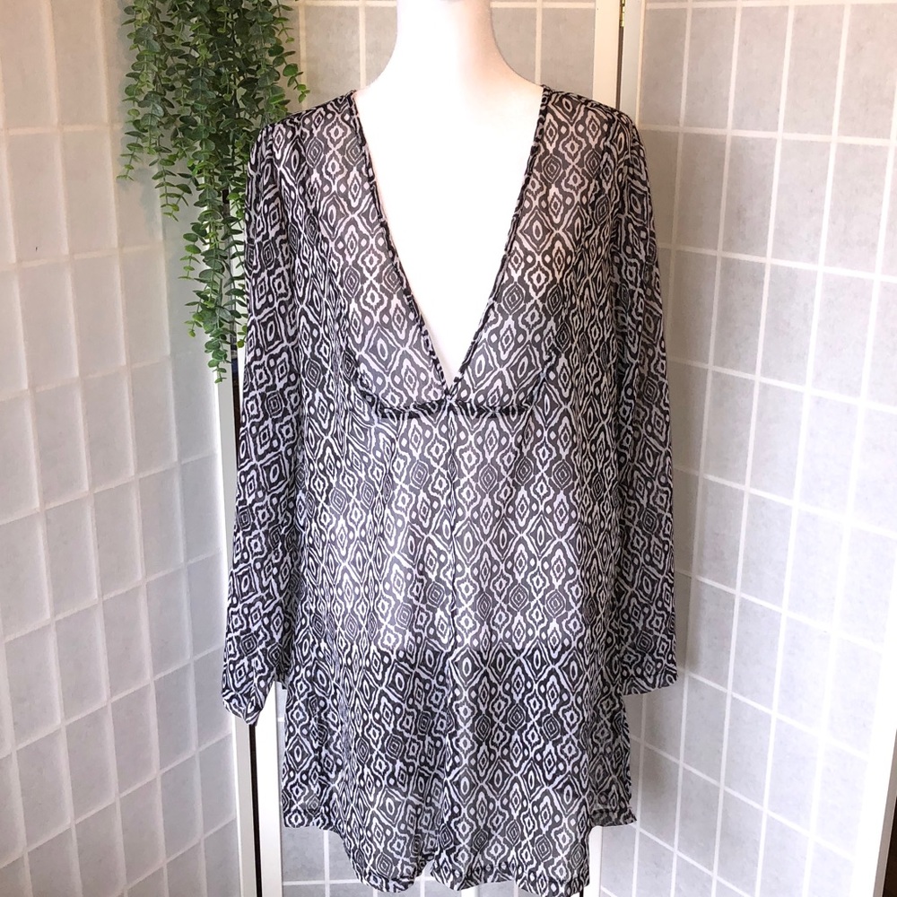 Jones New York New Women's Black & White L/S V-Neck Swimsuit Coverup Size Large